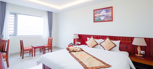 Deluxe hướng biển 04 khách (Deluxe Ocean)